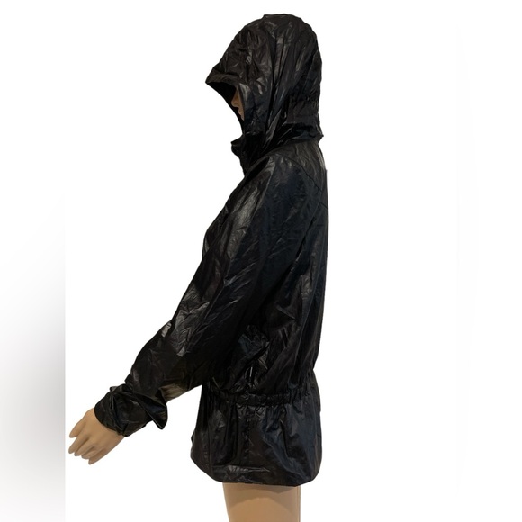 Lululemon Stronger As One Jacket size M - Picture 4 of 6